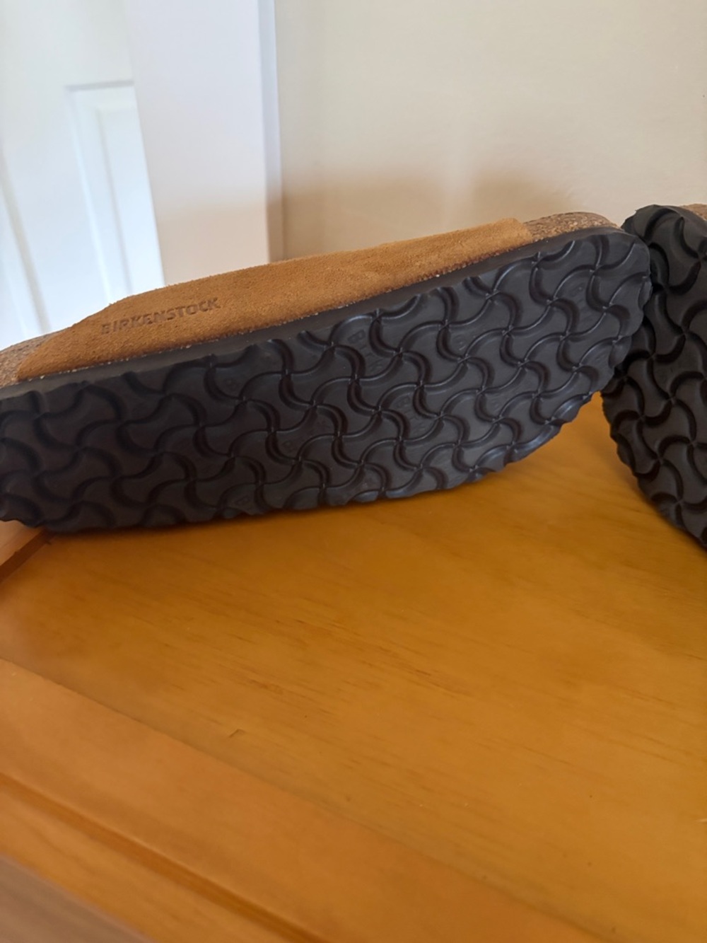 Birkenstock Arizona Soft Footbed Suede Sandals. 38. Very Gently Used! - Picture 9 of 10